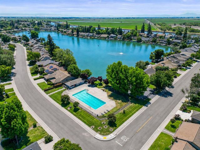 3629 Five Forks Dr, Stockton, CA 95219