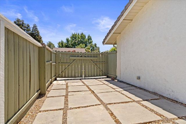 3629 Five Forks Dr, Stockton, CA 95219