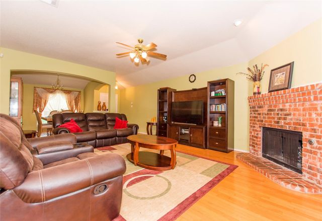 1008 Ashdon Lane, Murphy, TX 75094