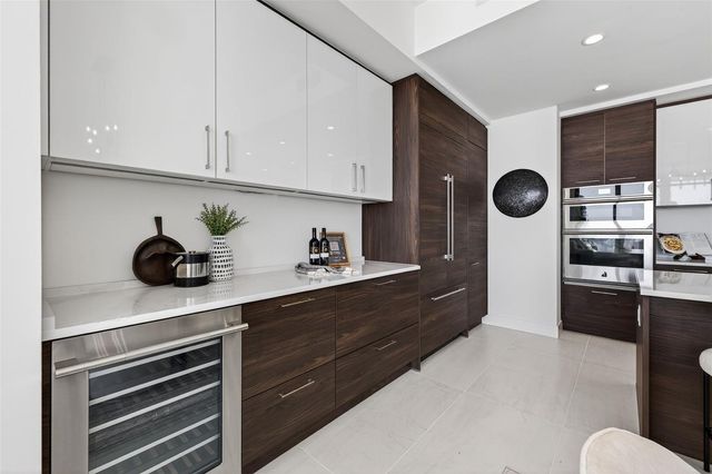 301 1ST STREET S 3205, St Petersburg, FL 33701