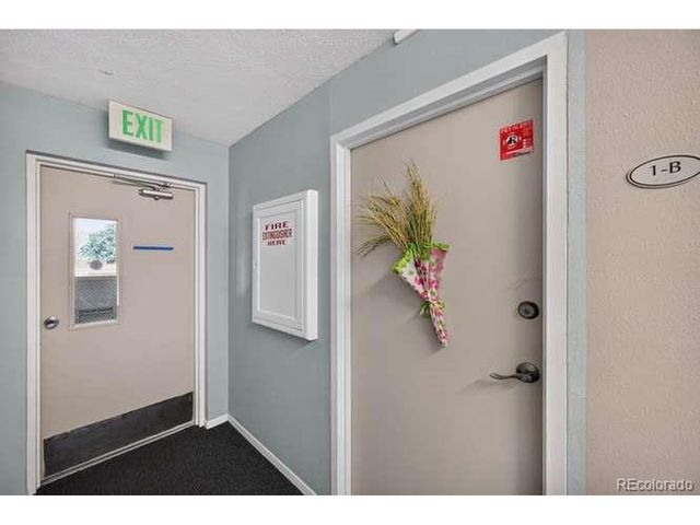 9380 E Center Ave 65-1B, Denver, CO 80247