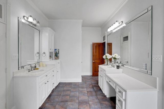 21115 Park Oak Court, Cypress, TX 77433