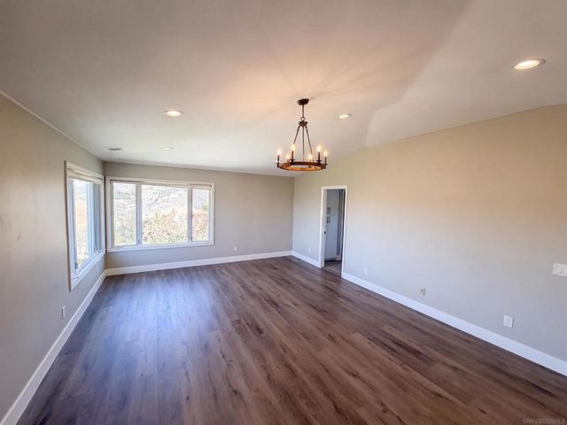 1596 Aldorado, Vista, CA 92084
