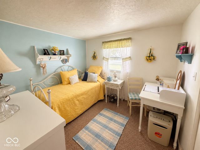 2498 E 100 N, Anderson, IN 46012