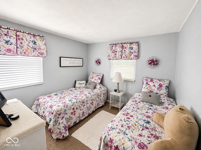 2498 E 100 N, Anderson, IN 46012