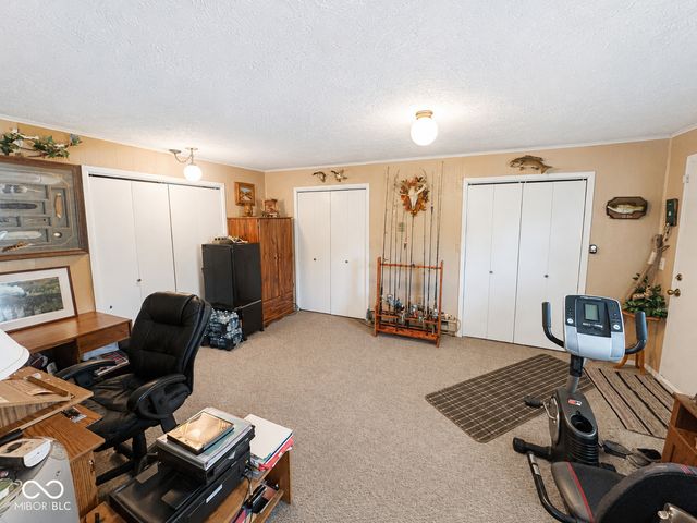 2498 E 100 N, Anderson, IN 46012