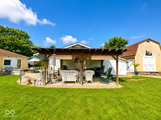 2498 E 100 N, Anderson, IN 46012