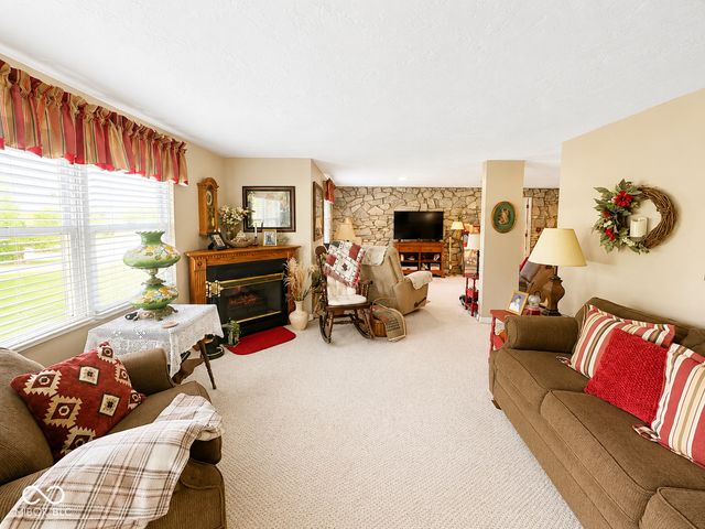 2498 E 100 N, Anderson, IN 46012