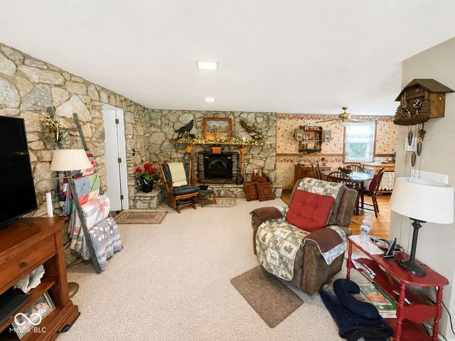 2498 E 100 N, Anderson, IN 46012