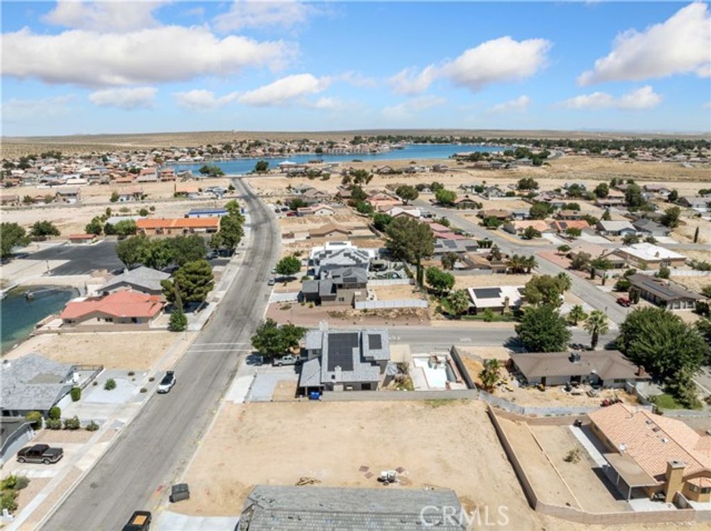 26701 Blue Water Road, Helendale, CA 92342