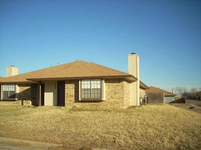 3427 Republic Drive, Forest Hill, TX 76140