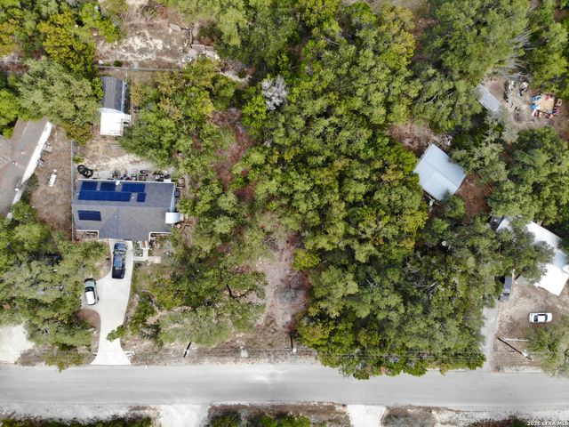 975 Cypress, Canyon Lake, TX 78133