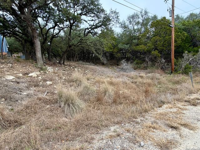 975 Cypress, Canyon Lake, TX 78133