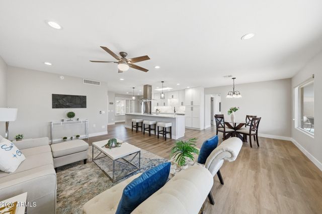 16006 N 99TH Drive, Sun City, AZ 85351