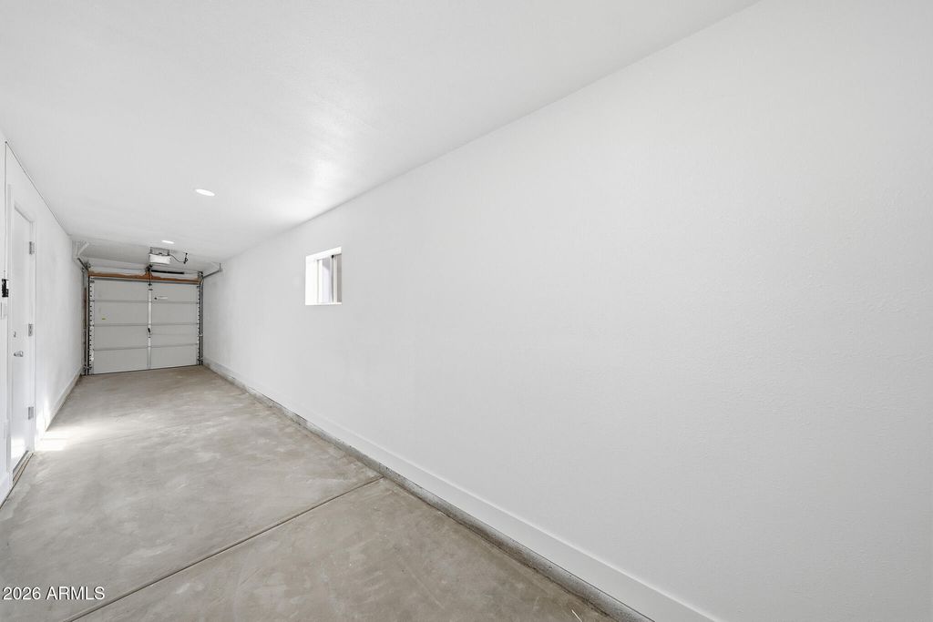 Image 41 of property listing at 16006 N 99TH Drive, Sun City, AZ 85351