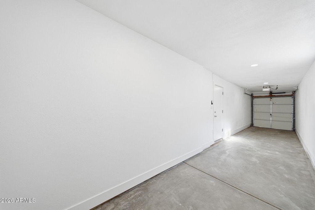 Image 42 of property listing at 16006 N 99TH Drive, Sun City, AZ 85351