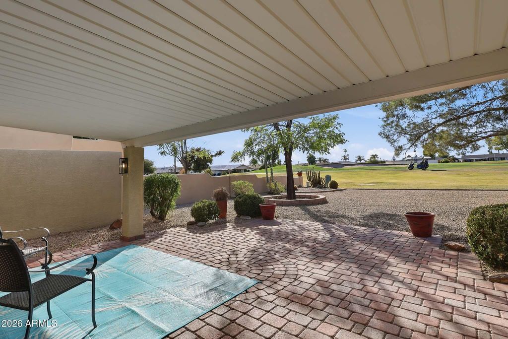 Image 52 of property listing at 16006 N 99TH Drive, Sun City, AZ 85351