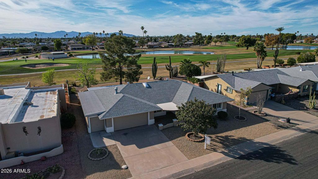 Image 56 of property listing at 16006 N 99TH Drive, Sun City, AZ 85351
