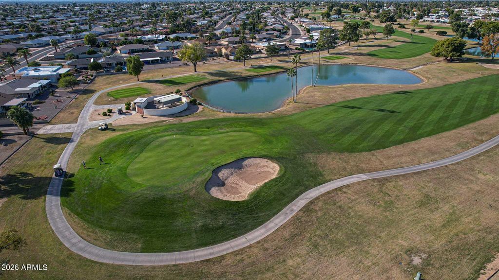 Image 62 of property listing at 16006 N 99TH Drive, Sun City, AZ 85351