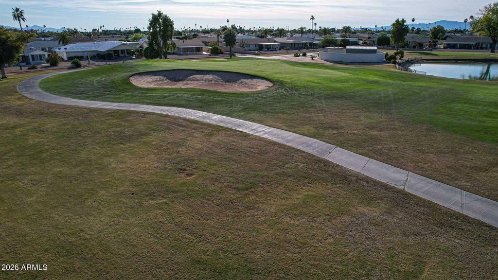 Image 71 of property listing at 16006 N 99TH Drive, Sun City, AZ 85351
