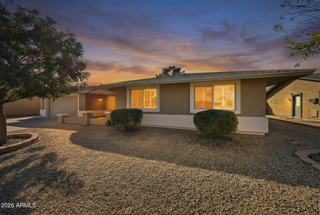 Image 78 of property listing at 16006 N 99TH Drive, Sun City, AZ 85351