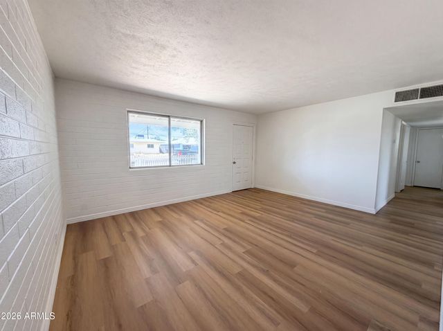 1457 W 7TH Avenue, Mesa, AZ 85202
