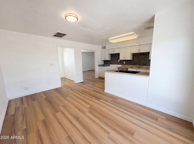 1457 W 7TH Avenue, Mesa, AZ 85202