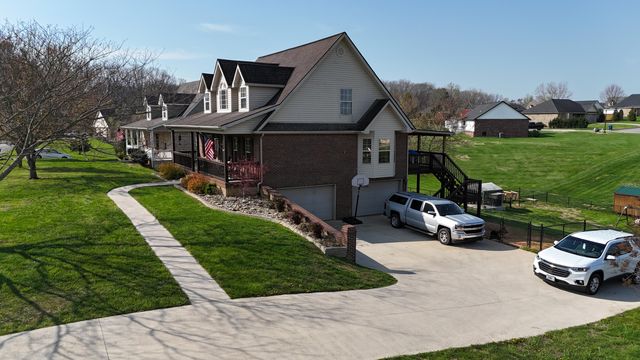 173 Whisper Woods Drive, Somerset, KY 42503