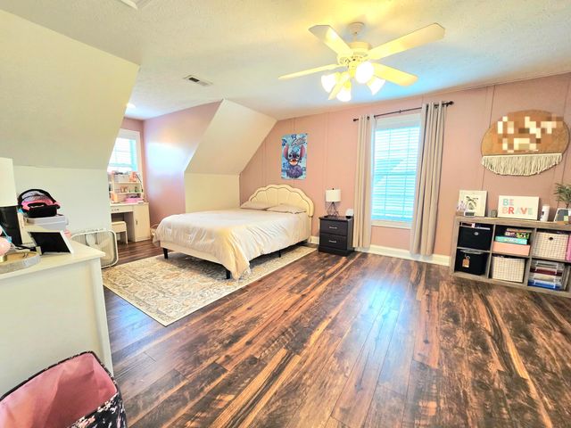 173 Whisper Woods Drive, Somerset, KY 42503