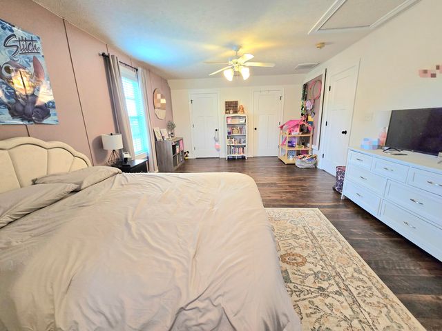 173 Whisper Woods Drive, Somerset, KY 42503