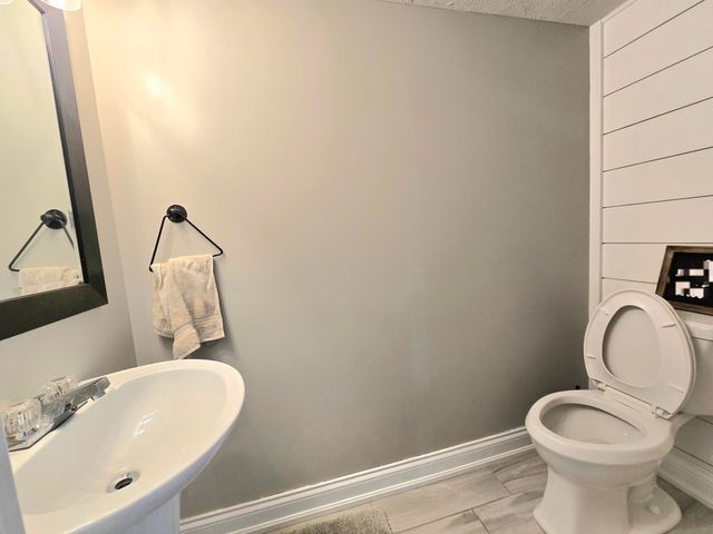 173 Whisper Woods Drive, Somerset, KY 42503