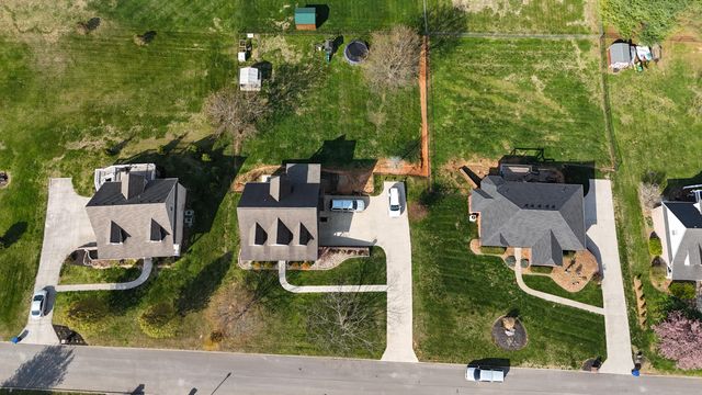 173 Whisper Woods Drive, Somerset, KY 42503