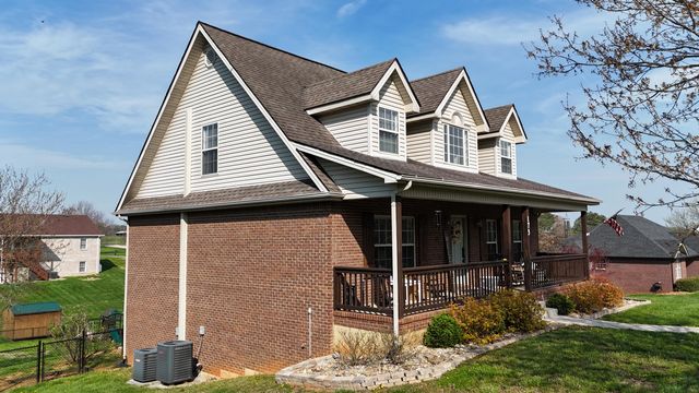 173 Whisper Woods Drive, Somerset, KY 42503