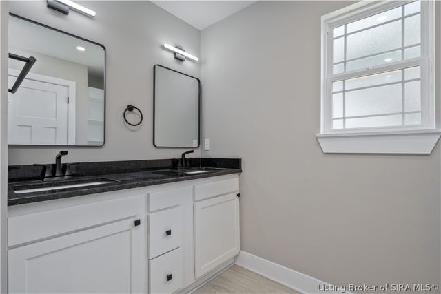 1753 McDonald Lane, New Albany, IN 47150
