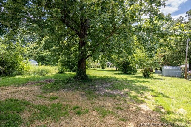 1753 McDonald Lane, New Albany, IN 47150