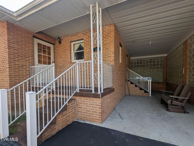 118 Turner Road, Clinchco, VA 24226