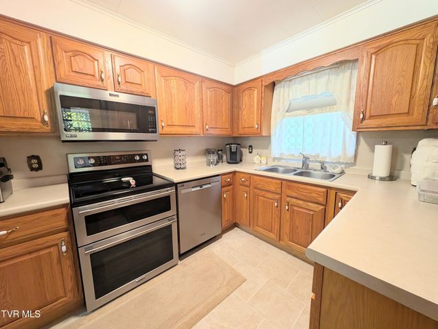 118 Turner Road, Clinchco, VA 24226