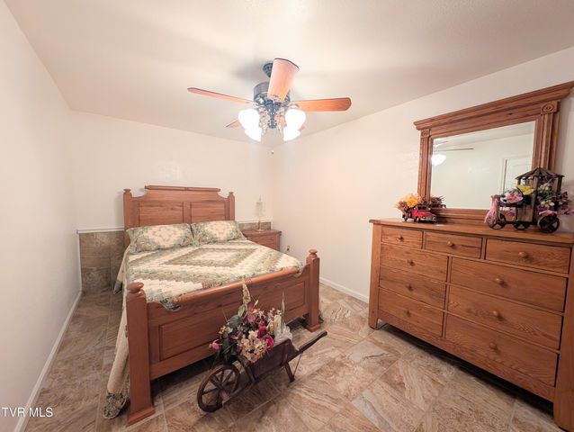 118 Turner Road, Clinchco, VA 24226