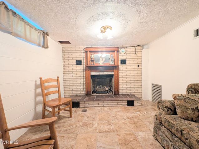 118 Turner Road, Clinchco, VA 24226