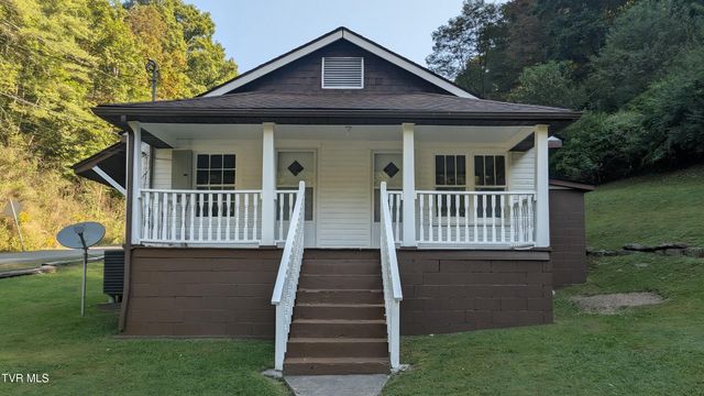 118 Turner Road, Clinchco, VA 24226