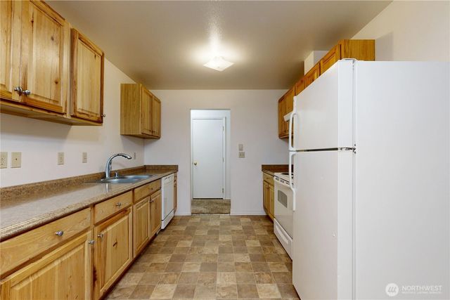 249 S Tausick Way, Walla Walla, WA 99362