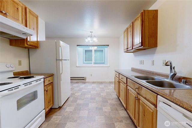 249 S Tausick Way, Walla Walla, WA 99362