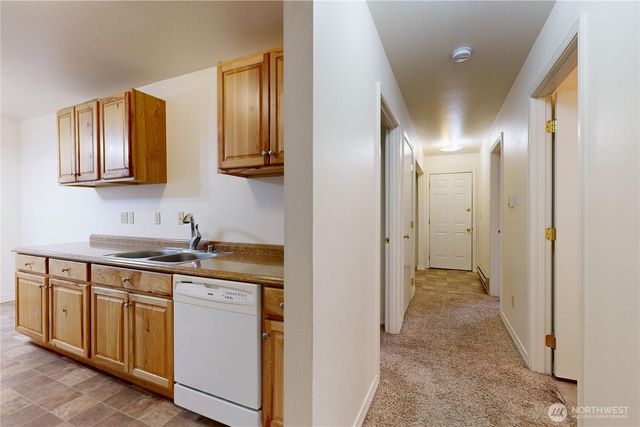 249 S Tausick Way, Walla Walla, WA 99362