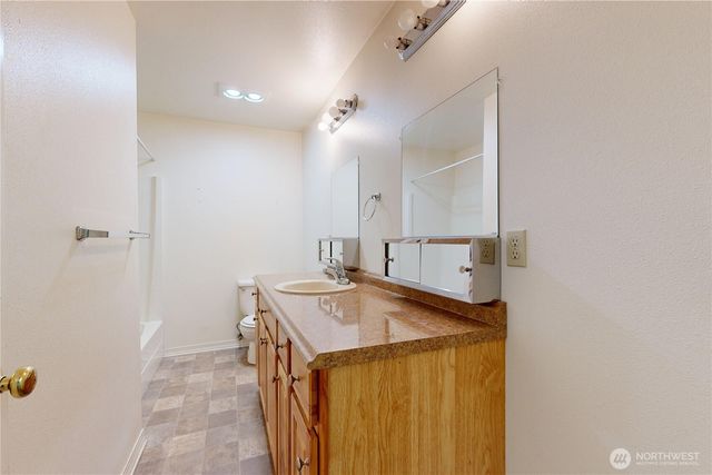 249 S Tausick Way, Walla Walla, WA 99362