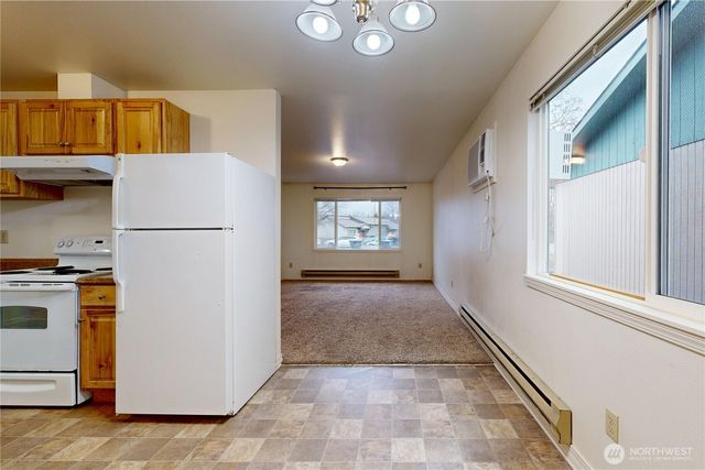 249 S Tausick Way, Walla Walla, WA 99362