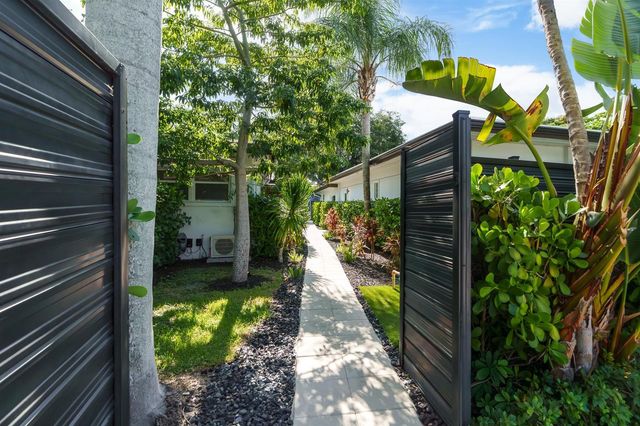 1110 NW 7th Avenue, Fort Lauderdale, FL 33311