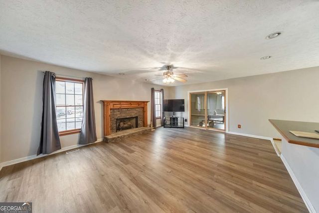 663 Hiram Way, Hiram, GA 30141