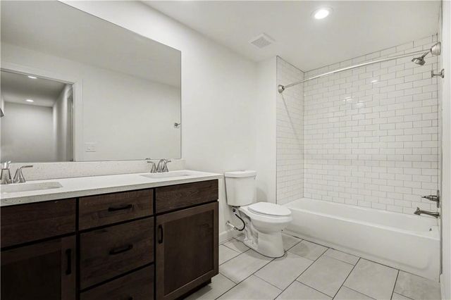 16166 Fontana Street, Stilwell, KS 66085