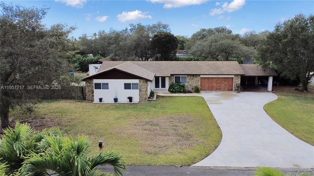 19520 SW 307th St, Homestead, FL 33030