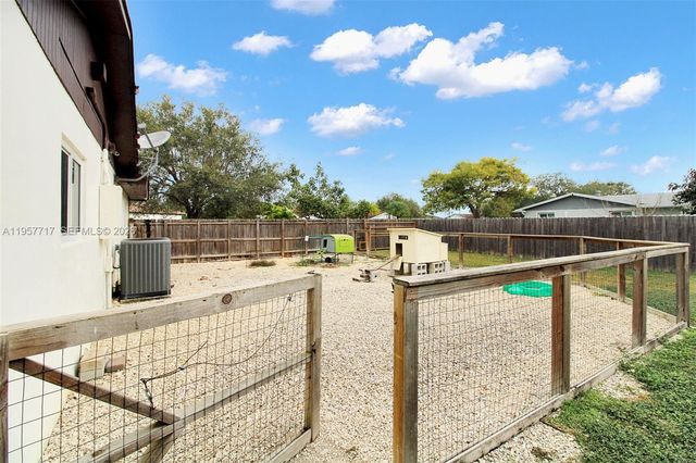 19520 SW 307th St, Homestead, FL 33030